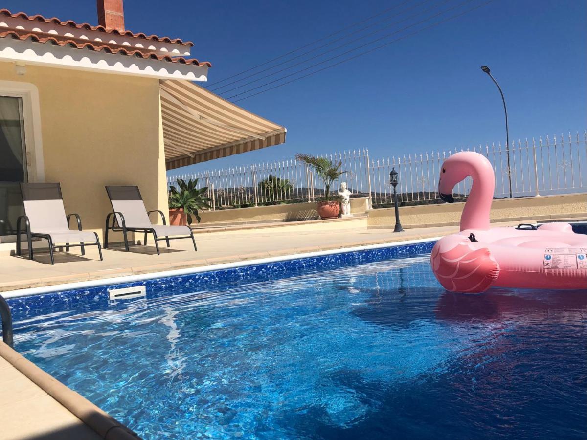 Peyia Palm Villa Paphos Eksteriør billede