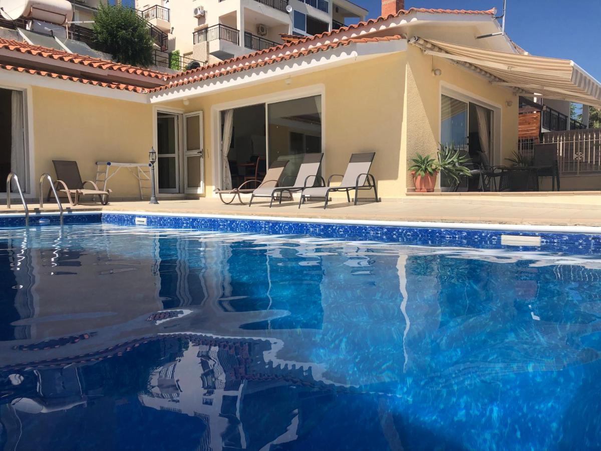 Peyia Palm Villa Paphos Eksteriør billede